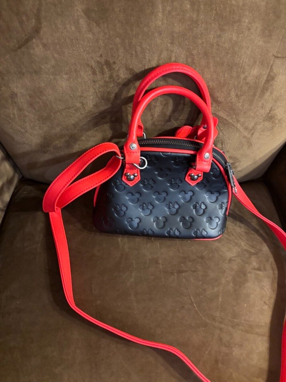 Loungefly Disney Mickey & Minnie Mini Crossbody Bag - Picture 3 of 4